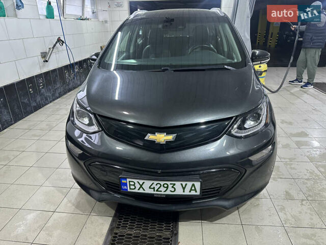 Серый Шевроле Bolt EV, объемом двигателя 0 л и пробегом 105 тыс. км за 14499 $, фото 1 на Automoto.ua