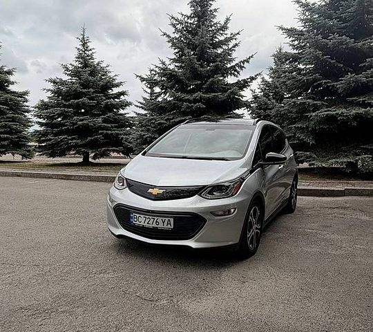 Серый Шевроле Bolt EV, объемом двигателя 0 л и пробегом 121 тыс. км за 13699 $, фото 1 на Automoto.ua
