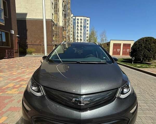 Серый Шевроле Bolt EV, объемом двигателя 0 л и пробегом 127 тыс. км за 14000 $, фото 1 на Automoto.ua