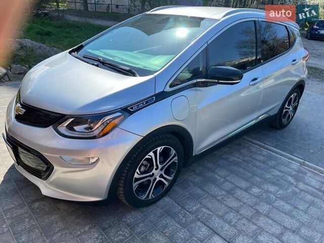 Серый Шевроле Bolt EV, объемом двигателя 0 л и пробегом 63 тыс. км за 13850 $, фото 1 на Automoto.ua