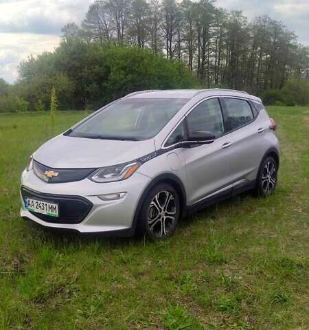 Серый Шевроле Bolt EV, объемом двигателя 0 л и пробегом 122 тыс. км за 13500 $, фото 1 на Automoto.ua