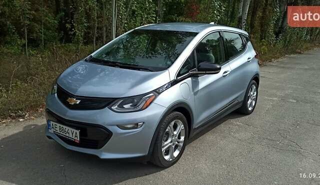 Серый Шевроле Bolt EV, объемом двигателя 0 л и пробегом 114 тыс. км за 14500 $, фото 1 на Automoto.ua