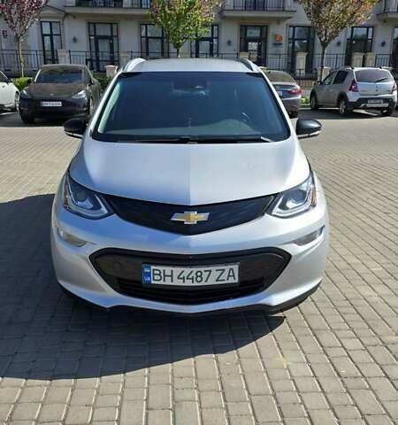 Серый Шевроле Bolt EV, объемом двигателя 0 л и пробегом 164 тыс. км за 12200 $, фото 1 на Automoto.ua