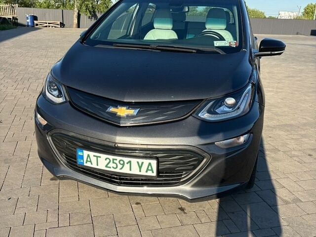 Серый Шевроле Bolt EV, объемом двигателя 0 л и пробегом 124 тыс. км за 13800 $, фото 1 на Automoto.ua