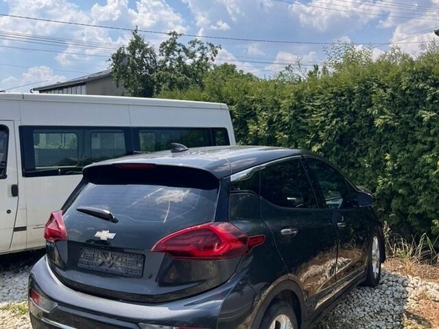 Серый Шевроле Bolt EV, объемом двигателя 0 л и пробегом 258 тыс. км за 10444 $, фото 1 на Automoto.ua