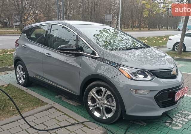 Серый Шевроле Bolt EV, объемом двигателя 0 л и пробегом 160 тыс. км за 11999 $, фото 1 на Automoto.ua