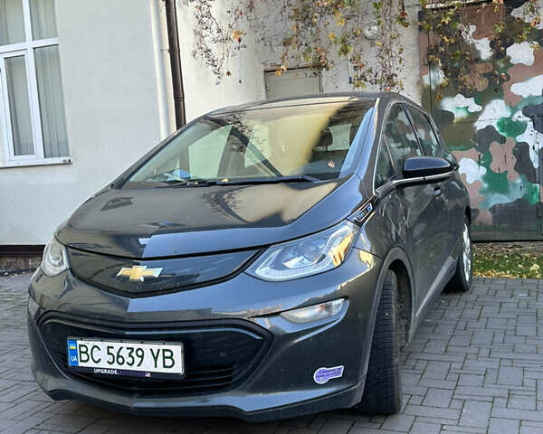 Сірий Шевроле Bolt EV, об'ємом двигуна 0 л та пробігом 50 тис. км за 15100 $, фото 1 на Automoto.ua