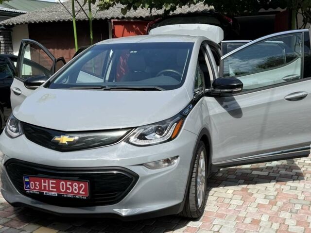 Серый Шевроле Bolt EV, объемом двигателя 0 л и пробегом 91 тыс. км за 14999 $, фото 1 на Automoto.ua