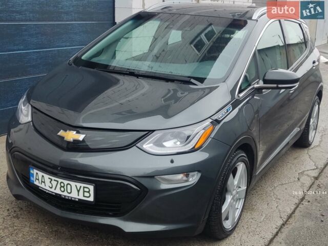 Серый Шевроле Bolt EV, объемом двигателя 0 л и пробегом 95 тыс. км за 17000 $, фото 1 на Automoto.ua