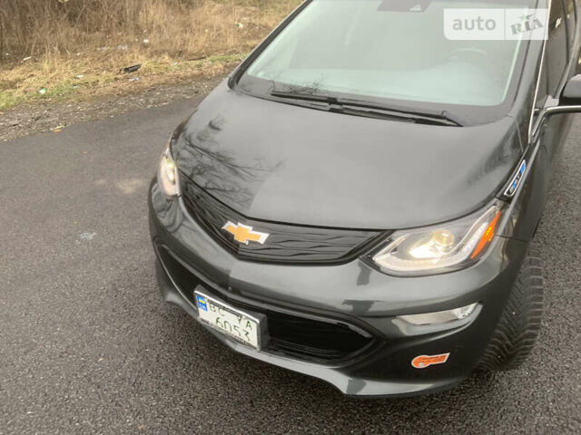 Серый Шевроле Bolt EV, объемом двигателя 0 л и пробегом 51 тыс. км за 18999 $, фото 1 на Automoto.ua
