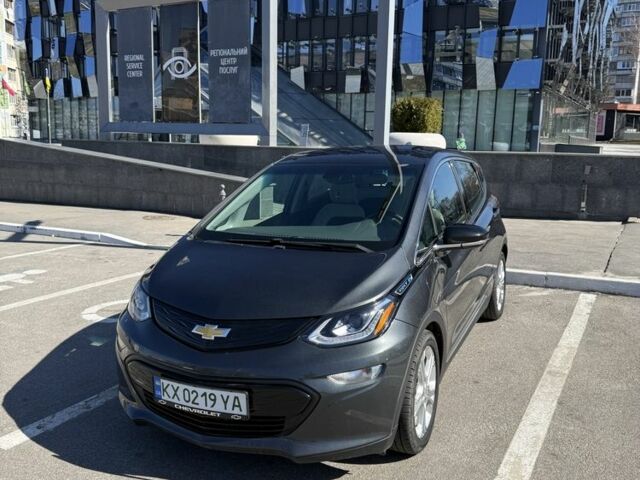 Серый Шевроле Bolt EV, объемом двигателя 0 л и пробегом 70 тыс. км за 17088 $, фото 1 на Automoto.ua
