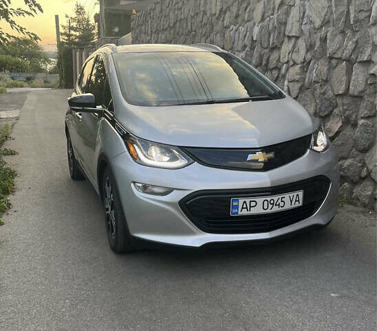 Серый Шевроле Bolt EV, объемом двигателя 0 л и пробегом 52 тыс. км за 17700 $, фото 1 на Automoto.ua