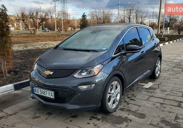 Серый Шевроле Bolt EV, объемом двигателя 0 л и пробегом 20 тыс. км за 15100 $, фото 1 на Automoto.ua