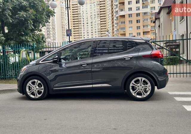 Серый Шевроле Bolt EV, объемом двигателя 0 л и пробегом 52 тыс. км за 18500 $, фото 1 на Automoto.ua