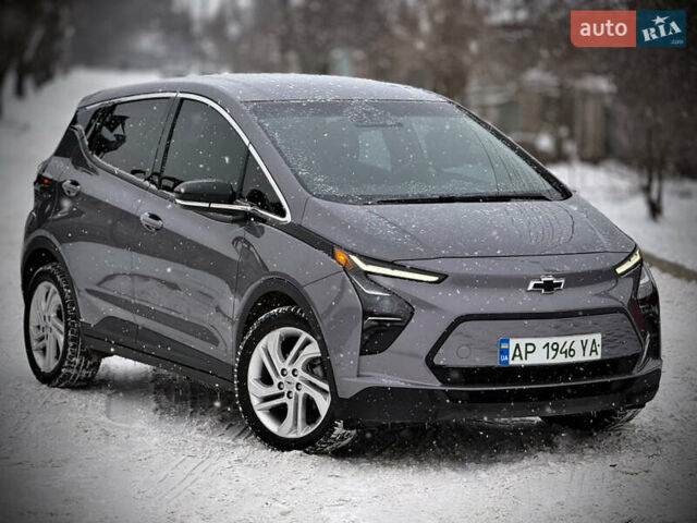 Сірий Шевроле Bolt EV, об'ємом двигуна 0 л та пробігом 46 тис. км за 17900 $, фото 1 на Automoto.ua