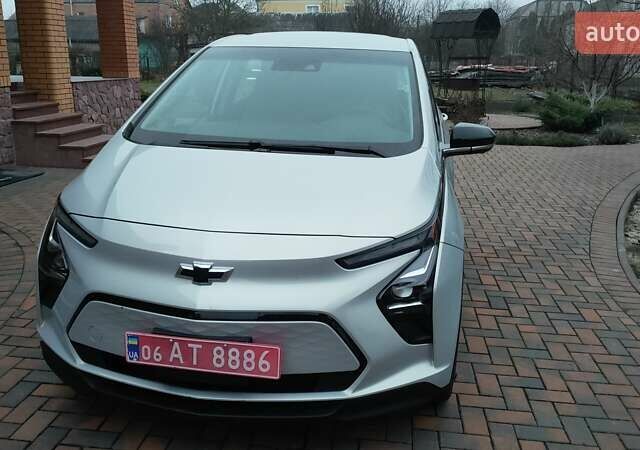 Серый Шевроле Bolt EV, объемом двигателя 0 л и пробегом 59 тыс. км за 16900 $, фото 1 на Automoto.ua