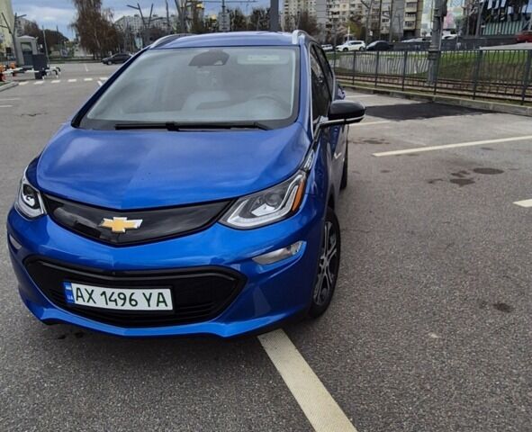 Синий Шевроле Bolt EV, объемом двигателя 0 л и пробегом 114 тыс. км за 15000 $, фото 1 на Automoto.ua