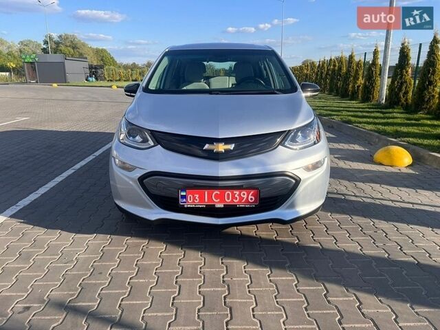 Синий Шевроле Bolt EV, объемом двигателя 0 л и пробегом 142 тыс. км за 14300 $, фото 1 на Automoto.ua