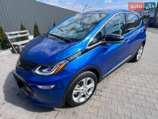Синий Шевроле Bolt EV, объемом двигателя 0 л и пробегом 61 тыс. км за 13500 $, фото 1 на Automoto.ua