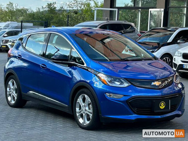 Синий Шевроле Bolt EV, объемом двигателя 60 л и пробегом 46 тыс. км за 15600 $, фото 1 на Automoto.ua