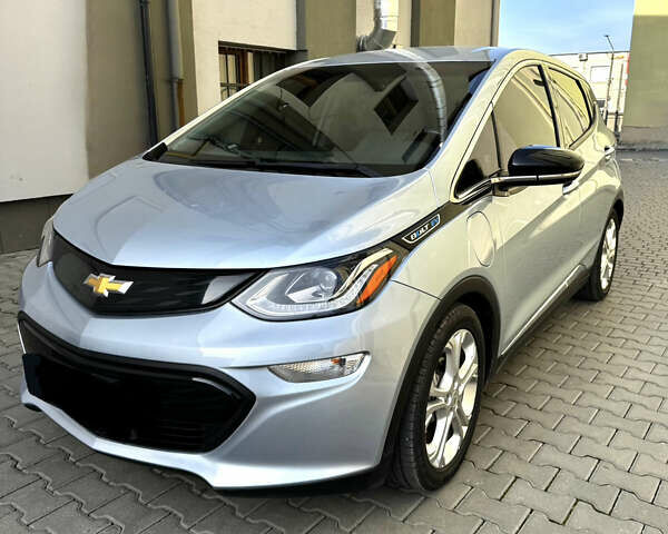 Синий Шевроле Bolt EV, объемом двигателя 0 л и пробегом 108 тыс. км за 17250 $, фото 1 на Automoto.ua