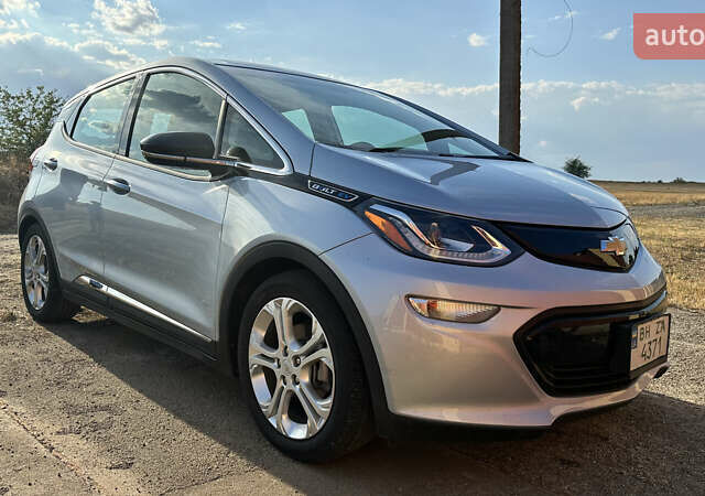 Синий Шевроле Bolt EV, объемом двигателя 0 л и пробегом 53 тыс. км за 17000 $, фото 1 на Automoto.ua
