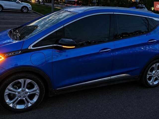 Синий Шевроле Bolt EV, объемом двигателя 0 л и пробегом 79 тыс. км за 14900 $, фото 1 на Automoto.ua