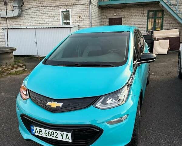 Синий Шевроле Bolt EV, объемом двигателя 0 л и пробегом 129 тыс. км за 16850 $, фото 1 на Automoto.ua