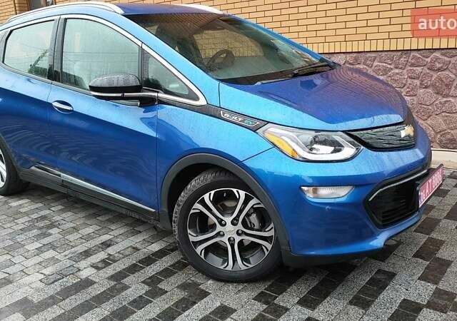 Синий Шевроле Bolt EV, объемом двигателя 0 л и пробегом 85 тыс. км за 16600 $, фото 1 на Automoto.ua