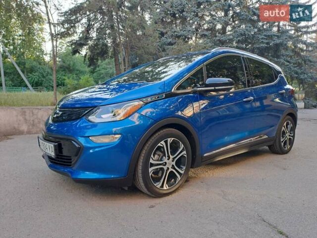 Синий Шевроле Bolt EV, объемом двигателя 0 л и пробегом 7 тыс. км за 16800 $, фото 1 на Automoto.ua