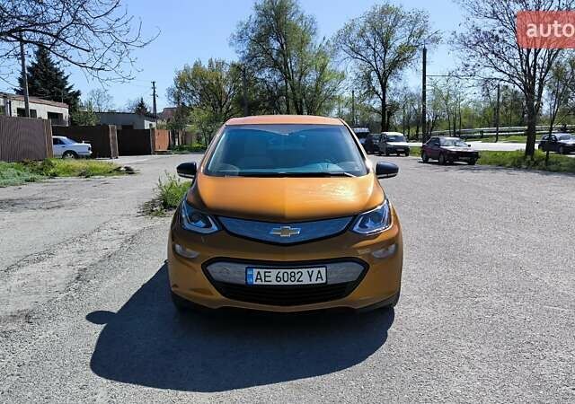 Помаранчевий Шевроле Bolt EV, об'ємом двигуна 0 л та пробігом 99 тис. км за 14498 $, фото 1 на Automoto.ua