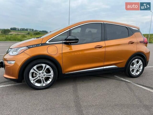 Оранжевый Шевроле Bolt EV, объемом двигателя 0 л и пробегом 97 тыс. км за 14300 $, фото 1 на Automoto.ua