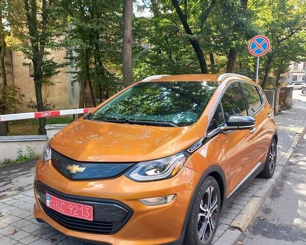 Оранжевый Шевроле Bolt EV, объемом двигателя 0 л и пробегом 135 тыс. км за 13300 $, фото 1 на Automoto.ua