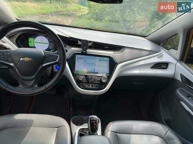 Оранжевый Шевроле Bolt EV, объемом двигателя 0 л и пробегом 212 тыс. км за 13900 $, фото 1 на Automoto.ua