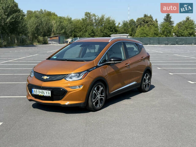 Оранжевый Шевроле Bolt EV, объемом двигателя 0 л и пробегом 141 тыс. км за 14300 $, фото 1 на Automoto.ua