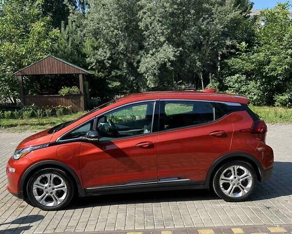 Оранжевый Шевроле Bolt EV, объемом двигателя 0 л и пробегом 90 тыс. км за 14900 $, фото 1 на Automoto.ua