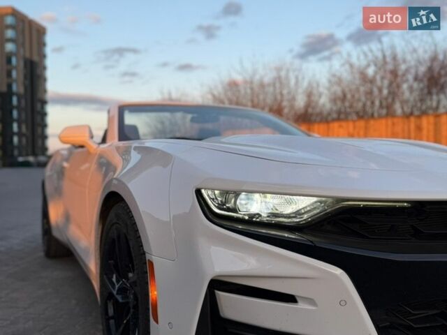 Белый Шевроле Камаро, объемом двигателя 3.64 л и пробегом 83 тыс. км за 29000 $, фото 1 на Automoto.ua