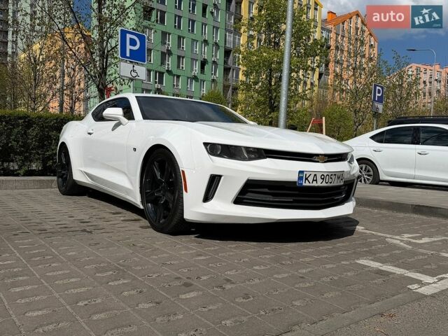 Белый Шевроле Камаро, объемом двигателя 3.6 л и пробегом 114 тыс. км за 19500 $, фото 1 на Automoto.ua