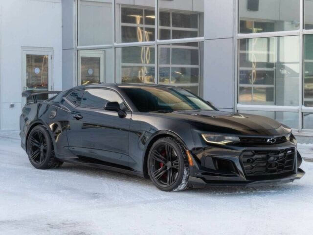 Черный Шевроле Камаро, объемом двигателя 6.2 л и пробегом 50 тыс. км за 8500 $, фото 1 на Automoto.ua