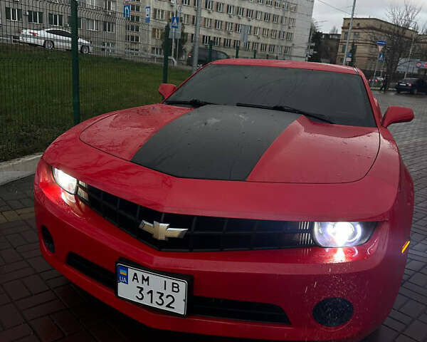 Красный Шевроле Камаро, объемом двигателя 3.56 л и пробегом 134 тыс. км за 11500 $, фото 1 на Automoto.ua