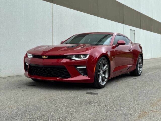 Красный Шевроле Камаро, объемом двигателя 6.2 л и пробегом 71 тыс. км за 3300 $, фото 1 на Automoto.ua