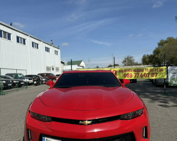Красный Шевроле Камаро, объемом двигателя 2 л и пробегом 34 тыс. км за 17500 $, фото 1 на Automoto.ua