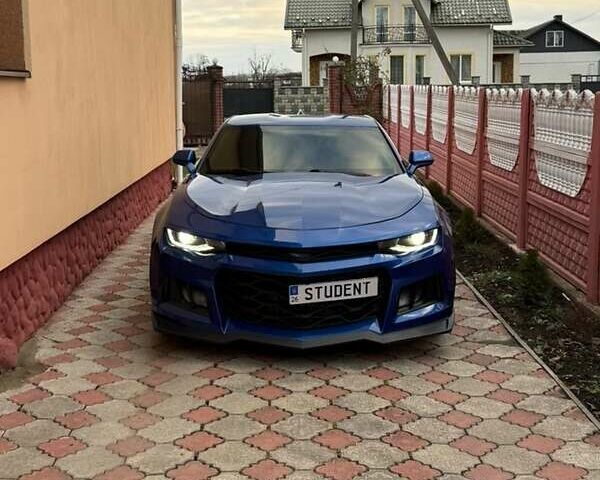 Синий Шевроле Камаро, объемом двигателя 2 л и пробегом 104 тыс. км за 19900 $, фото 1 на Automoto.ua