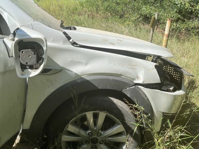 Білий Шевроле Каптіва, об'ємом двигуна 2 л та пробігом 180 тис. км за 1568 $, фото 1 на Automoto.ua