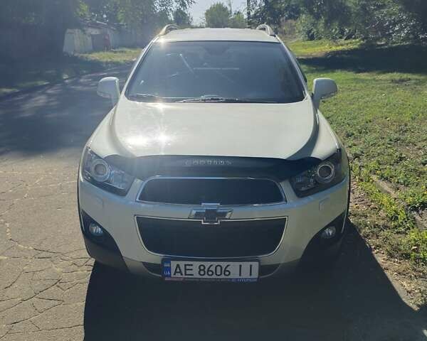 Шевроле Каптива 2012 в Каменское - Днепродзержинск на Automoto.ua Белый Шевроле Каптива, объемом двигателя 2.4 л и пробегом 176 тыс. км за 10500 $, фото 1 на Automoto.ua