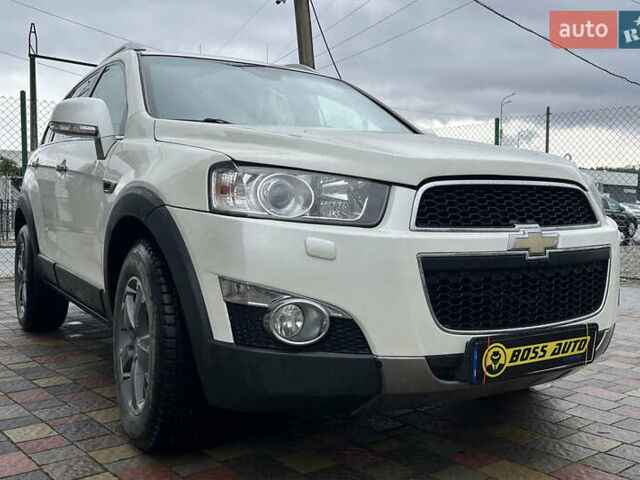 Белый Шевроле Каптива, объемом двигателя 2.23 л и пробегом 115 тыс. км за 9650 $, фото 1 на Automoto.ua