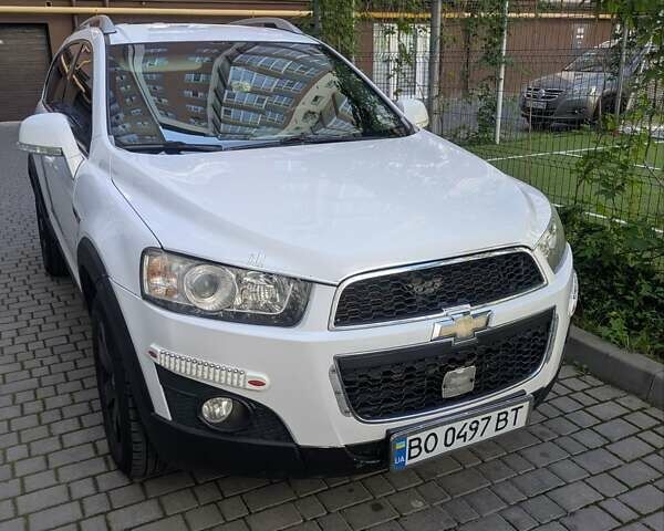 Білий Шевроле Каптіва, об'ємом двигуна 2.38 л та пробігом 170 тис. км за 9950 $, фото 1 на Automoto.ua