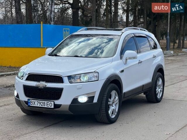 Белый Шевроле Каптива, объемом двигателя 2.23 л и пробегом 165 тыс. км за 9350 $, фото 1 на Automoto.ua