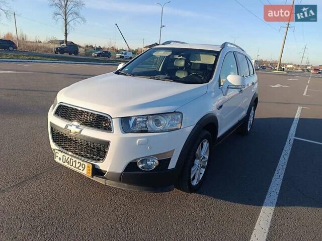 Білий Шевроле Каптіва, об'ємом двигуна 2.2 л та пробігом 247 тис. км за 11500 $, фото 1 на Automoto.ua