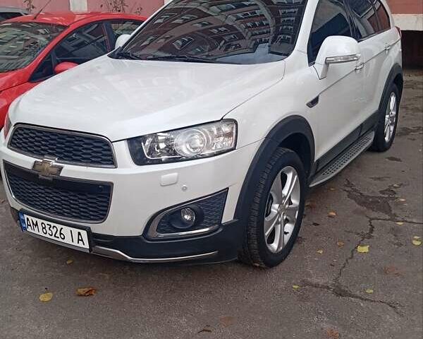 Білий Шевроле Каптіва, об'ємом двигуна 2.2 л та пробігом 207 тис. км за 12000 $, фото 1 на Automoto.ua